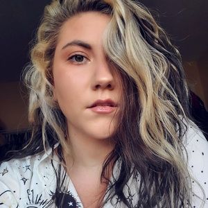 Meet your Posher, Baylee